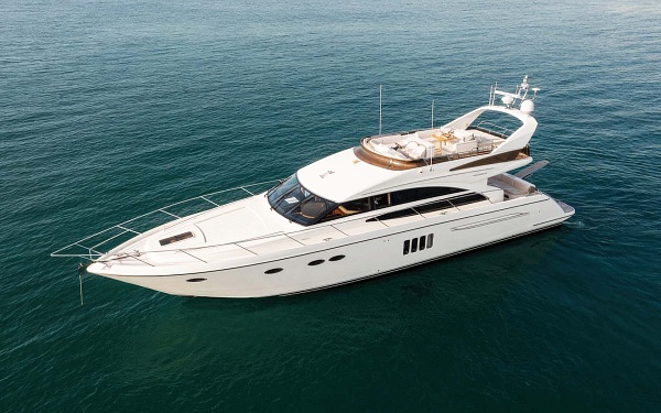 Аренда яхты Princess 62 DIAL в Миконосе